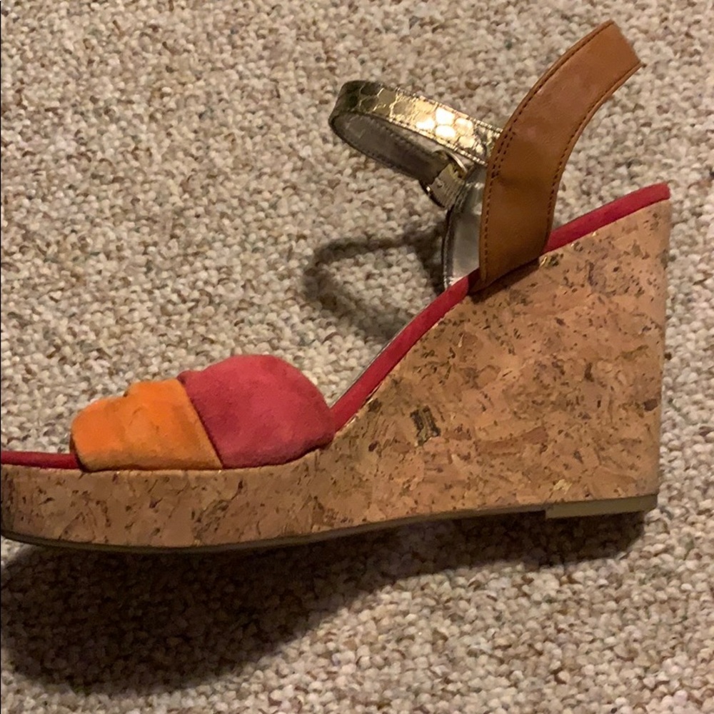 Alfani Wedges - Picture 2 of 2